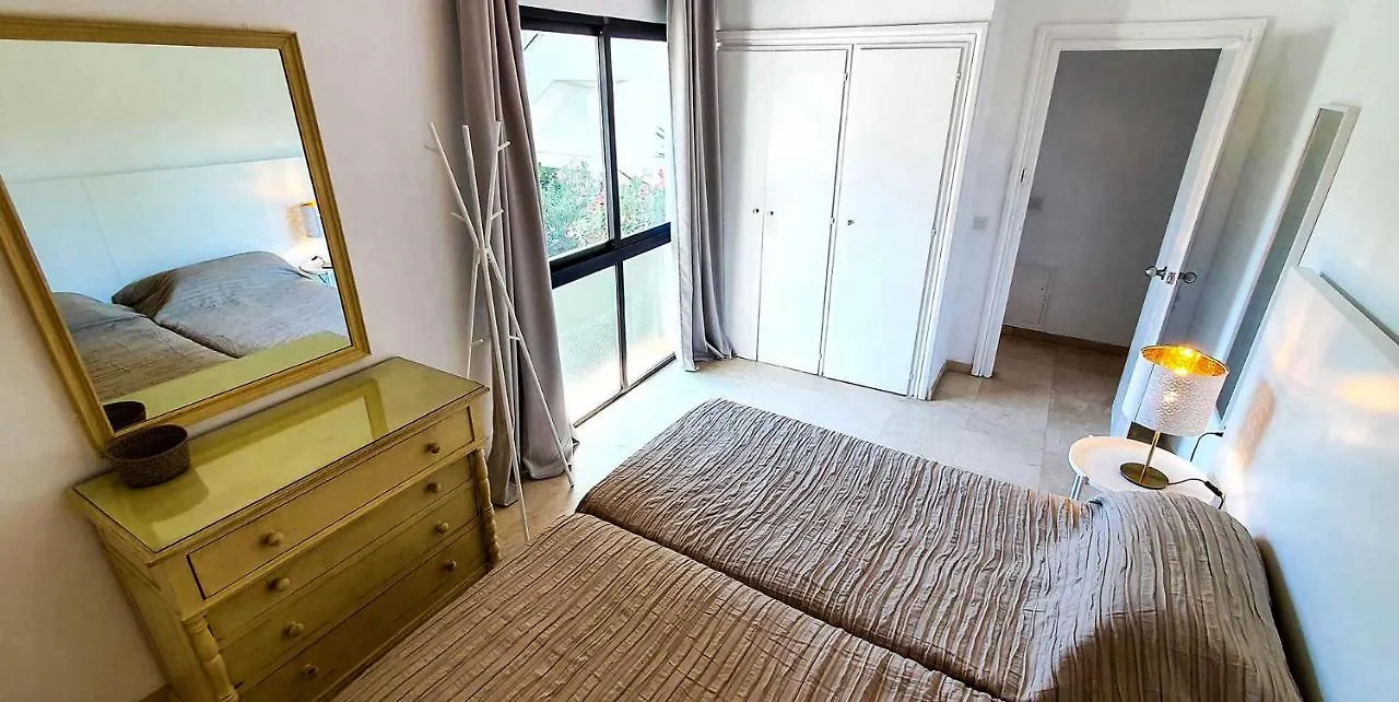 Skol 233. Wonderful Two Bedroom Apartment In Marbella Center.